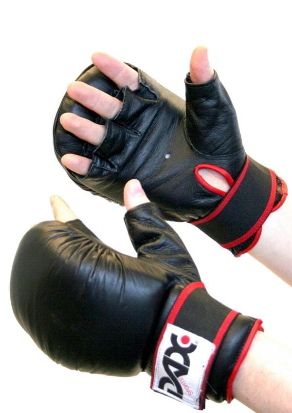 LEATHER SPARRING GLOVES-1